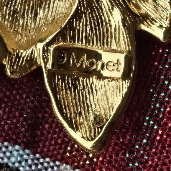 Monet Elegant Red and Gold Floral Brooch - Picture 6 of 6